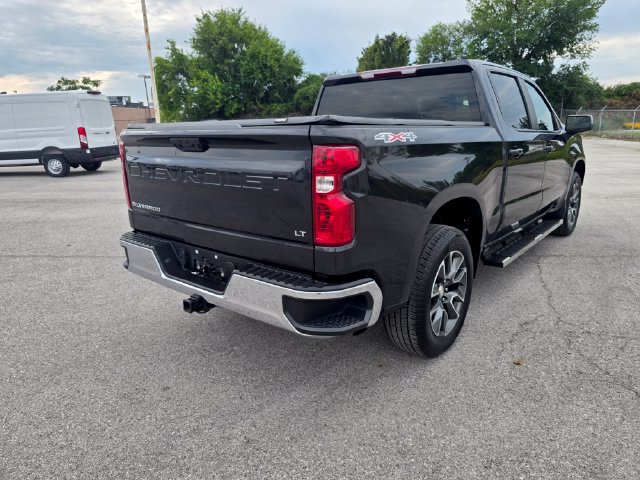 Used 2024 Chevrolet Silverado 1500 LT AWD/4WD image 4