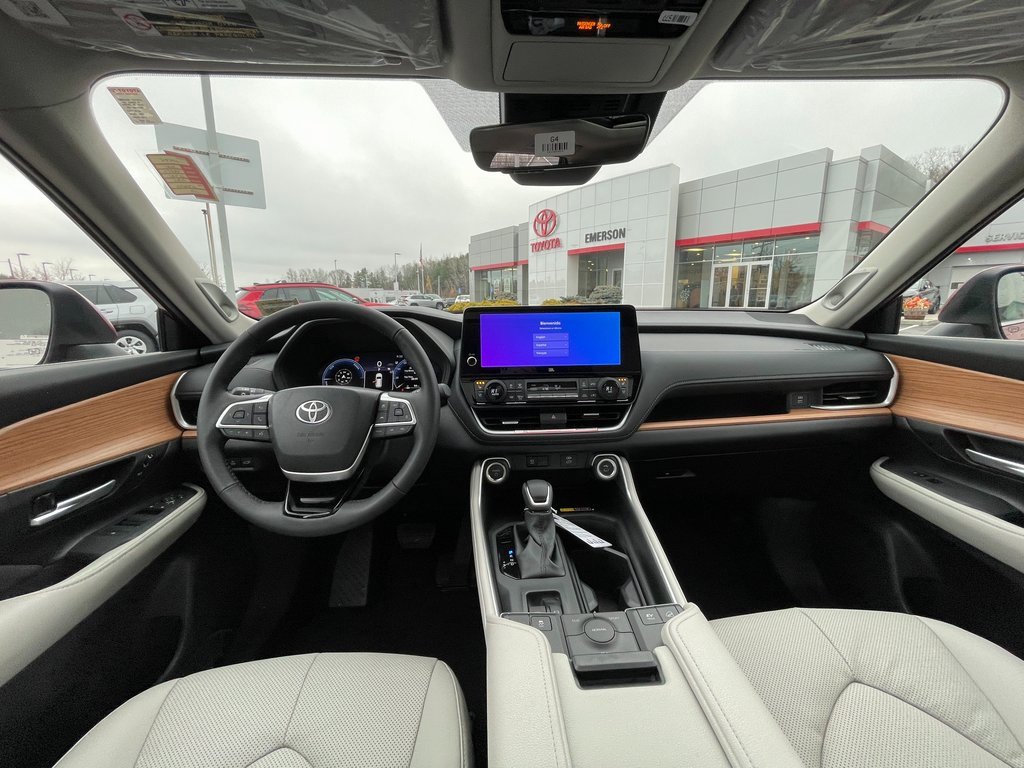 New 2026 Toyota Grand Highlander Limited image 12