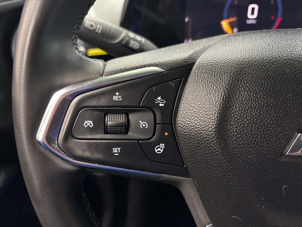 Used 2024 Chevrolet Trax ACTIV w/ Sunroof Package FWD image 37