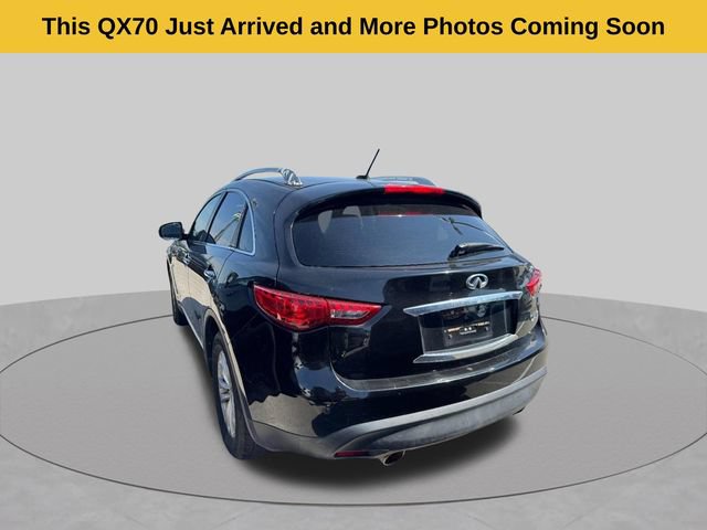 Used 2017 INFINITI QX70 AWD w/ Premium Package image 4