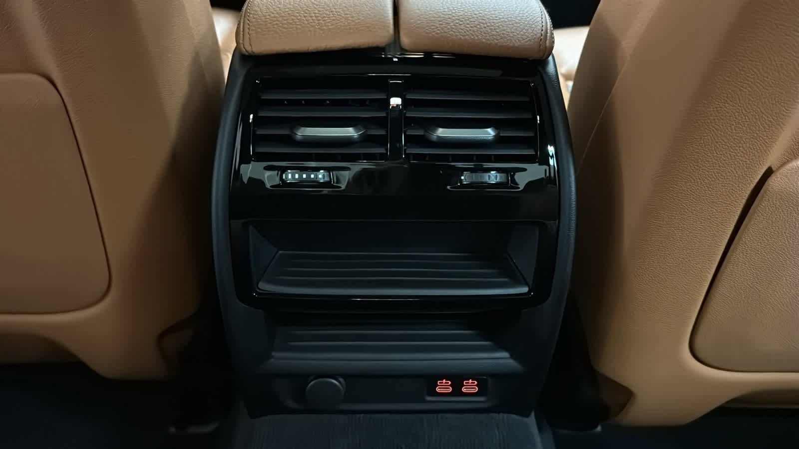 Used 2021 BMW 530i xDrive w/ M Sport Package AWD/4WD image 29