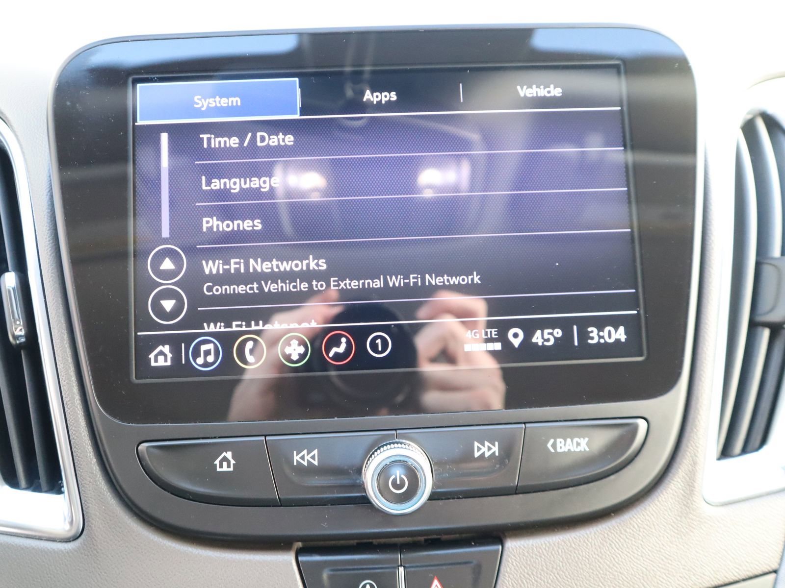 Used 2021 Chevrolet Malibu LT image 41