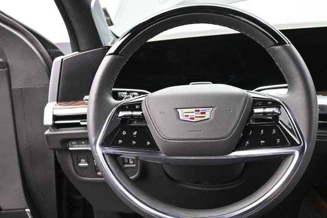 Certified 2026 Cadillac Escalade Platinum Sport w/ LPO, ONYX Package AWD/4WD image 29