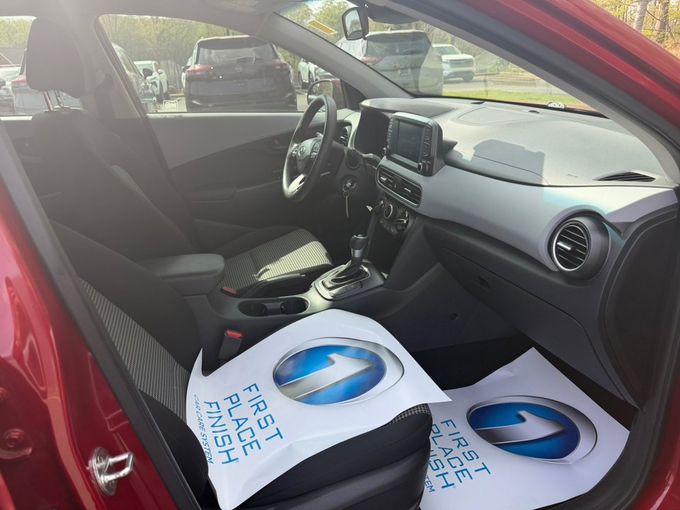 Used 2019 Hyundai Kona SE image 32