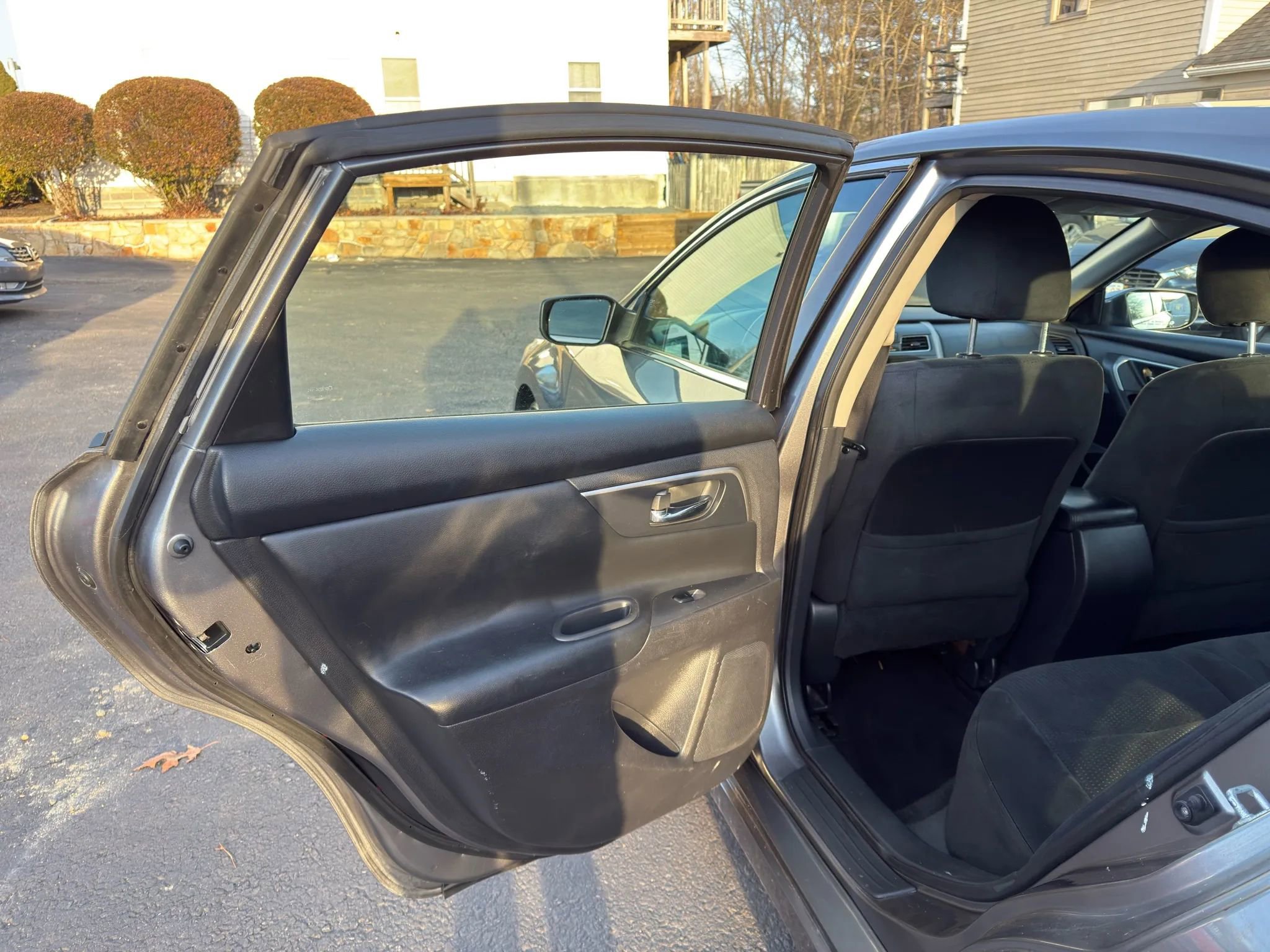 Used 2015 Nissan Altima 2.5 S w/ Power Driver Seat Package image 17
