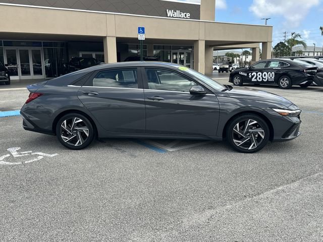 Certified 2024 Hyundai Elantra Limited image 6