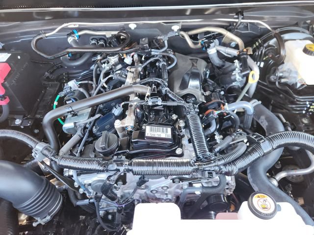 Certified 2025 Toyota Tacoma 4x4 Double Cab image 31