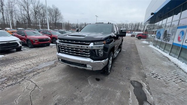 Certified 2020 Chevrolet Silverado 2500 LTZ w/ LTZ Plus Package image 3