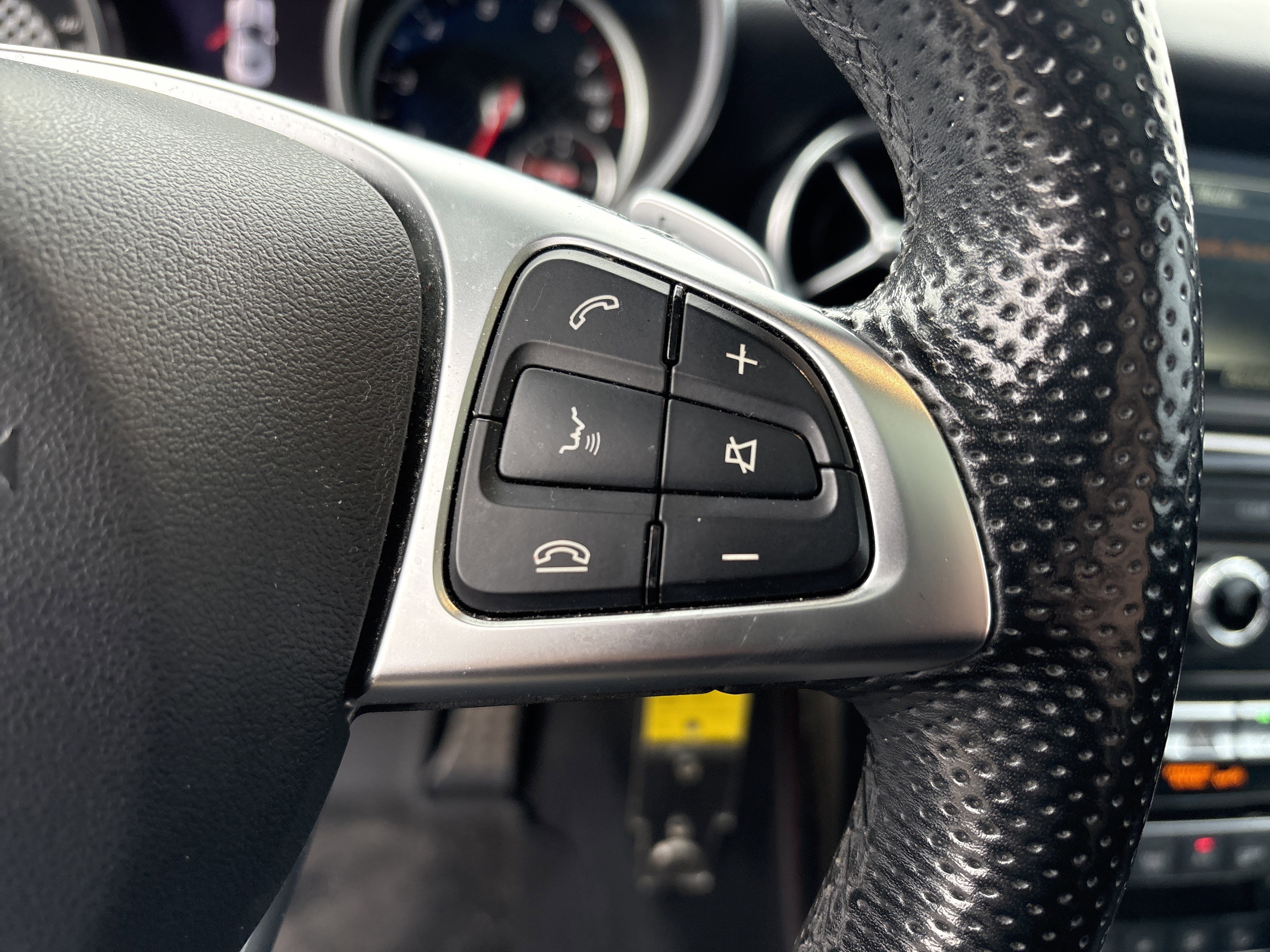 Used 2017 Mercedes-Benz SLC 300 image 20