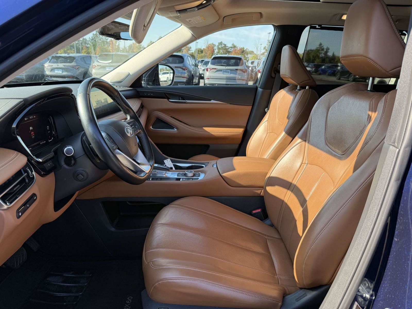 Used 2022 INFINITI QX60 Sensory w/ Vision Package AWD/4WD image 13