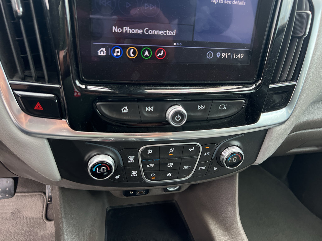 Used 2020 Chevrolet Traverse LT w/ LT Premium Package AWD/4WD image 17
