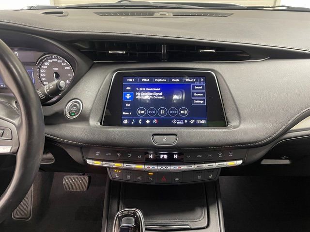 Used 2022 Cadillac XT4 Premium Luxury image 19