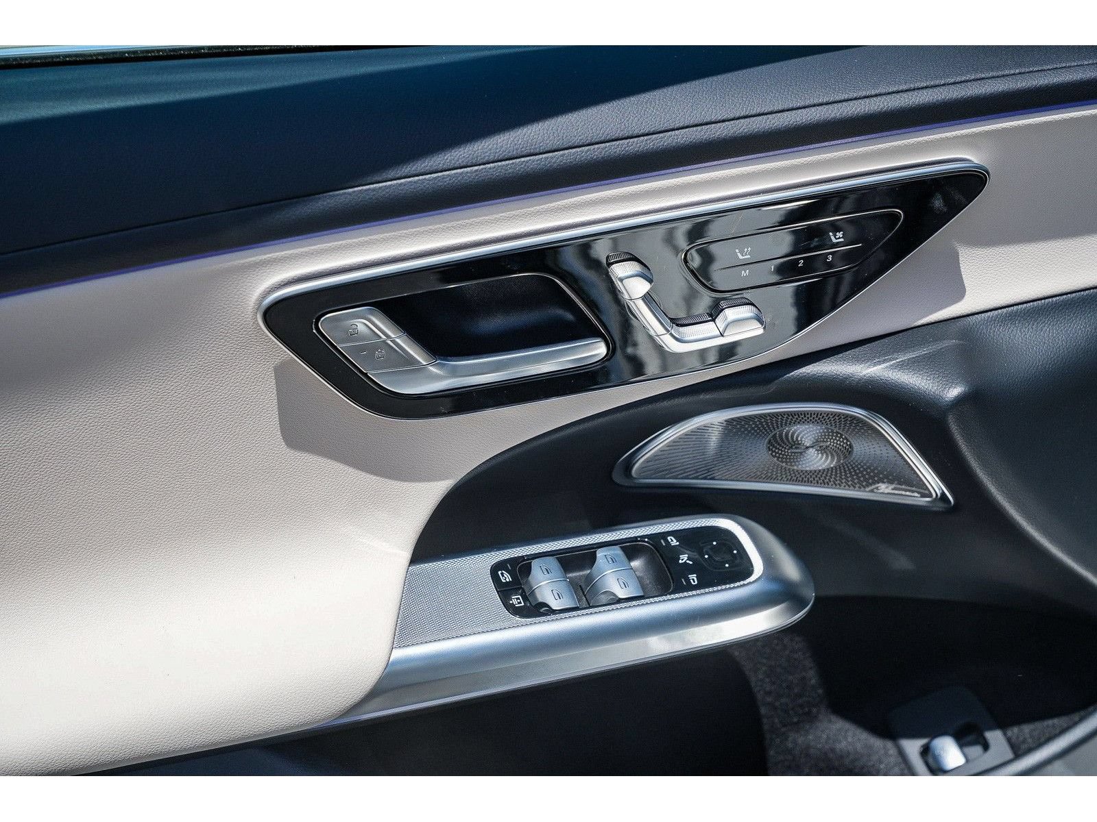 New 2026 Mercedes-Benz E 450 4MATIC Sedan image 20