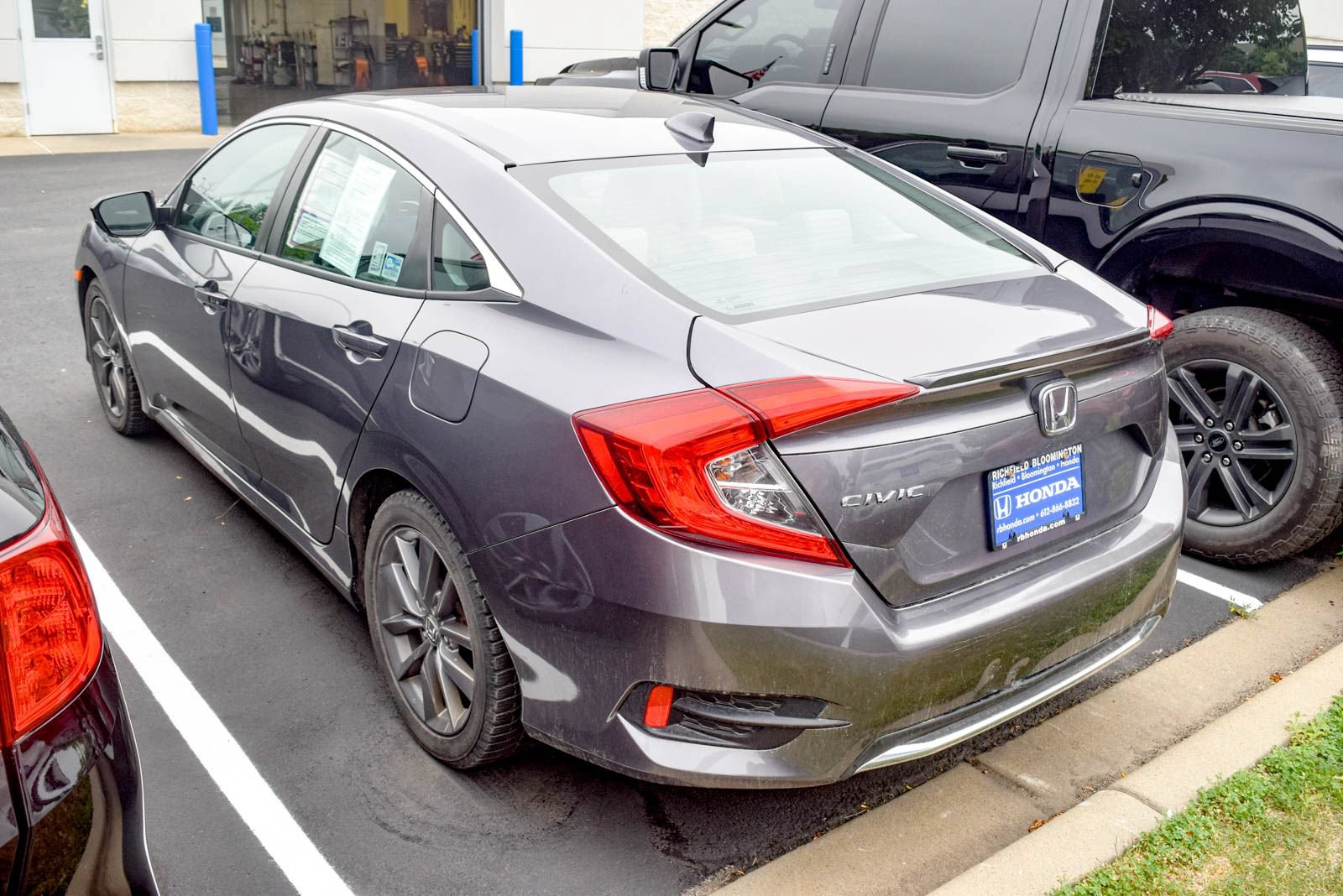 Used 2019 Honda Civic EX image 7
