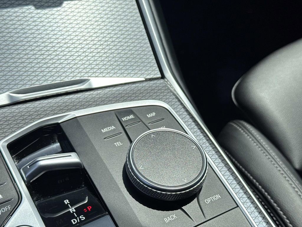 Used 2023 BMW 330i Sedan w/ M Sport Package RWD image 26