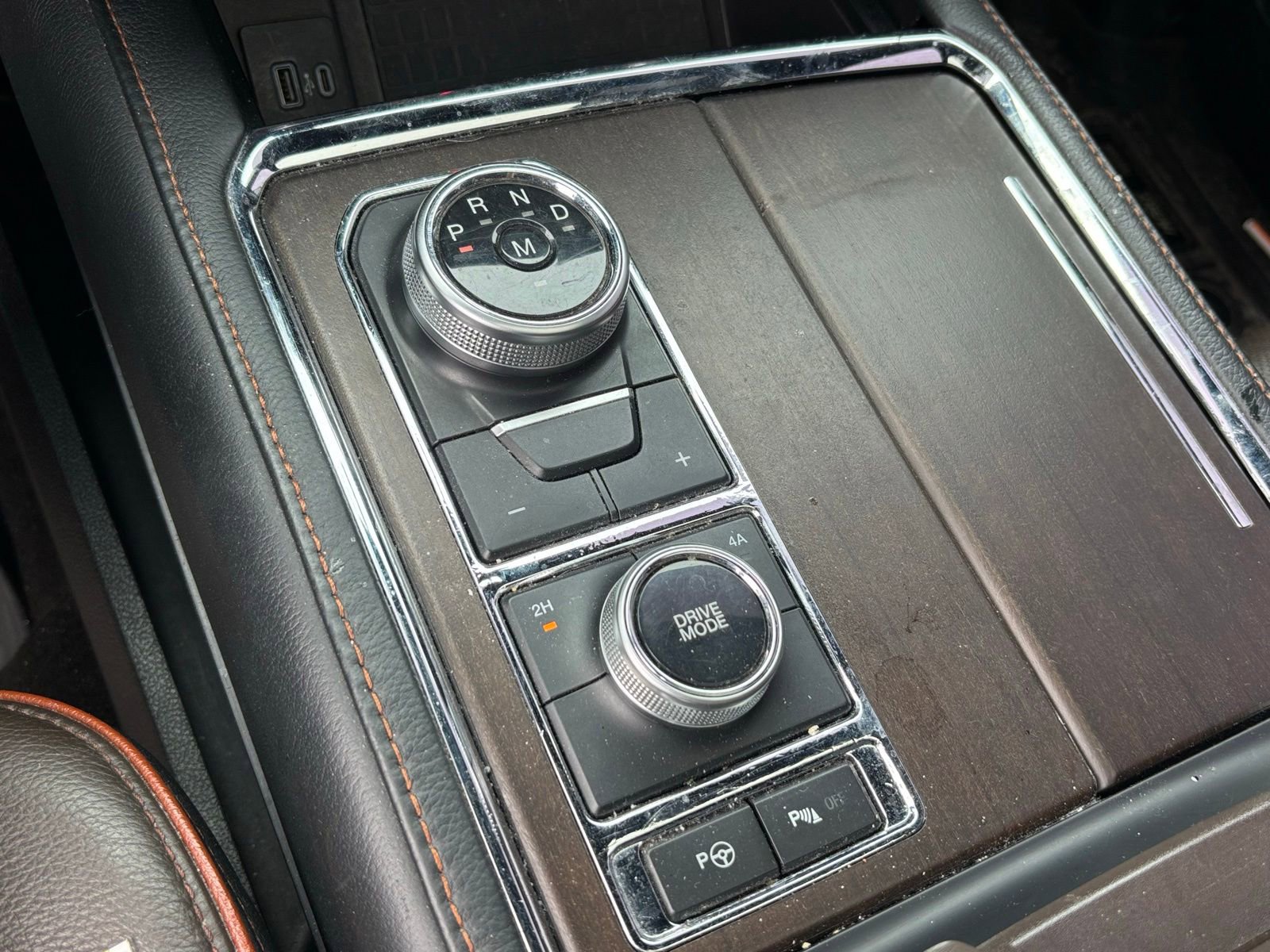 Used 2020 Ford Expedition King Ranch AWD/4WD image 14