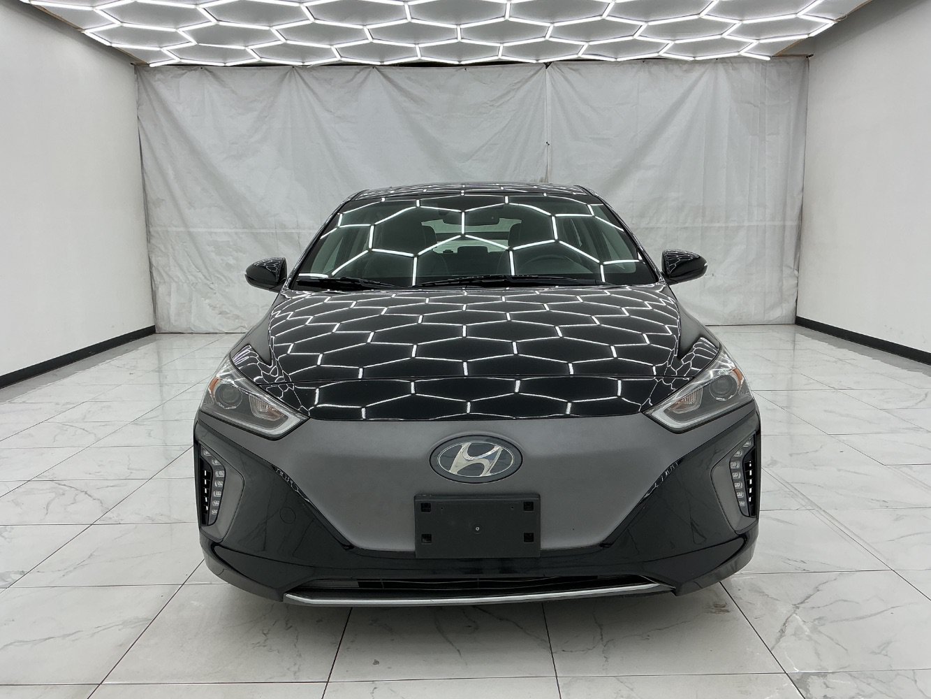 Used 2019 Hyundai Ioniq Limited FWD image 5
