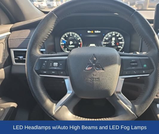 Used 2023 Mitsubishi Outlander SE Black Edition AWD/4WD image 13