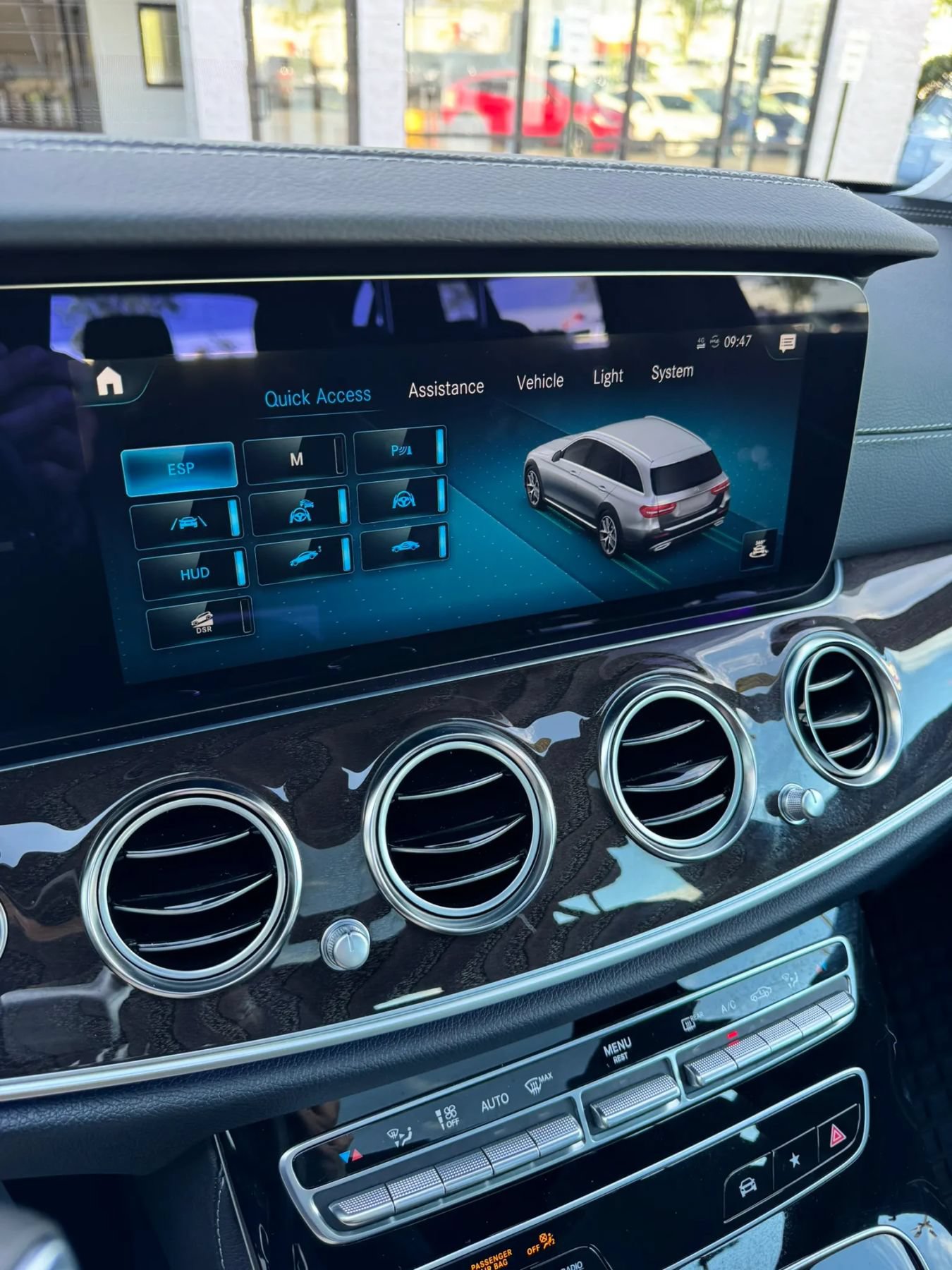Used 2023 Mercedes-Benz E 450 4MATIC All-Terrain Wagon image 37