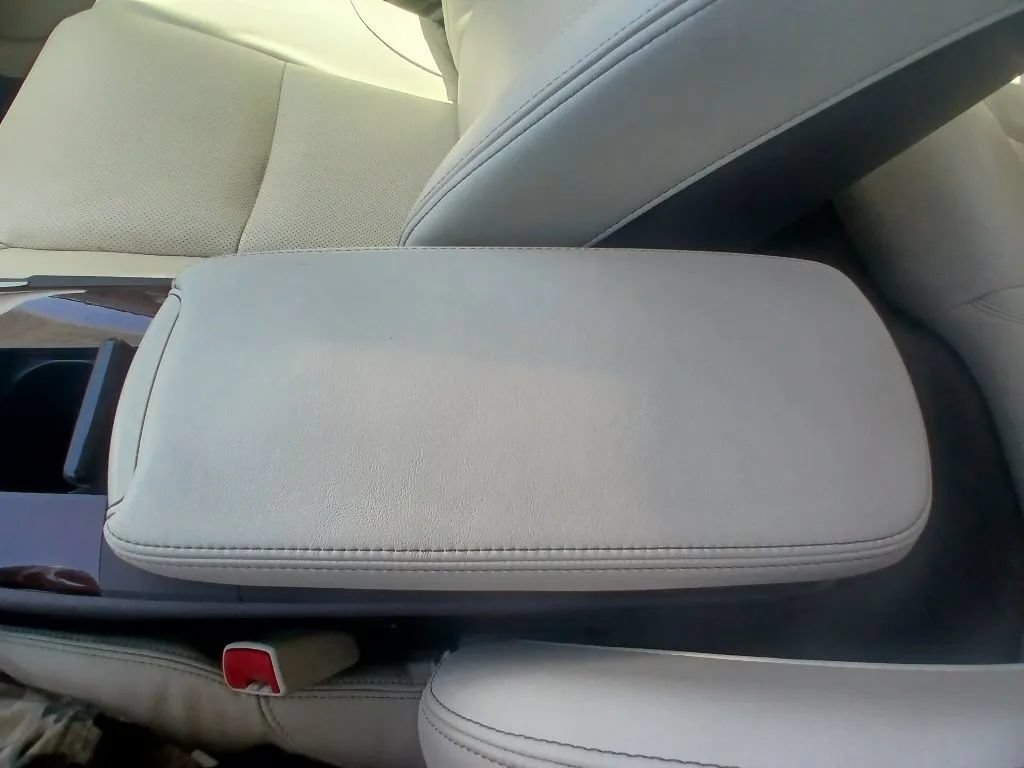 Used 2012 Lexus IS 250 w/ Premium Pkg Value Edition RWD image 34