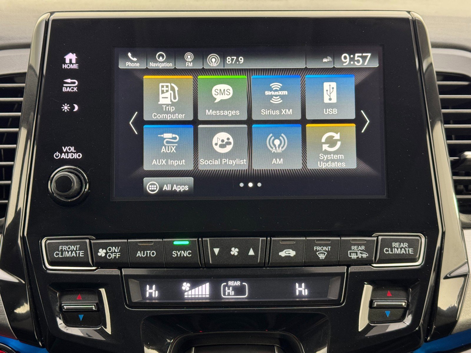 Used 2023 Honda Odyssey Touring image 25