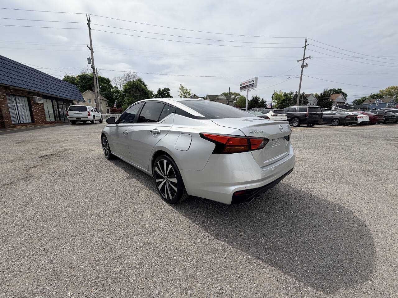 Used 2020 Nissan Altima 2.5 SL FWD image 23
