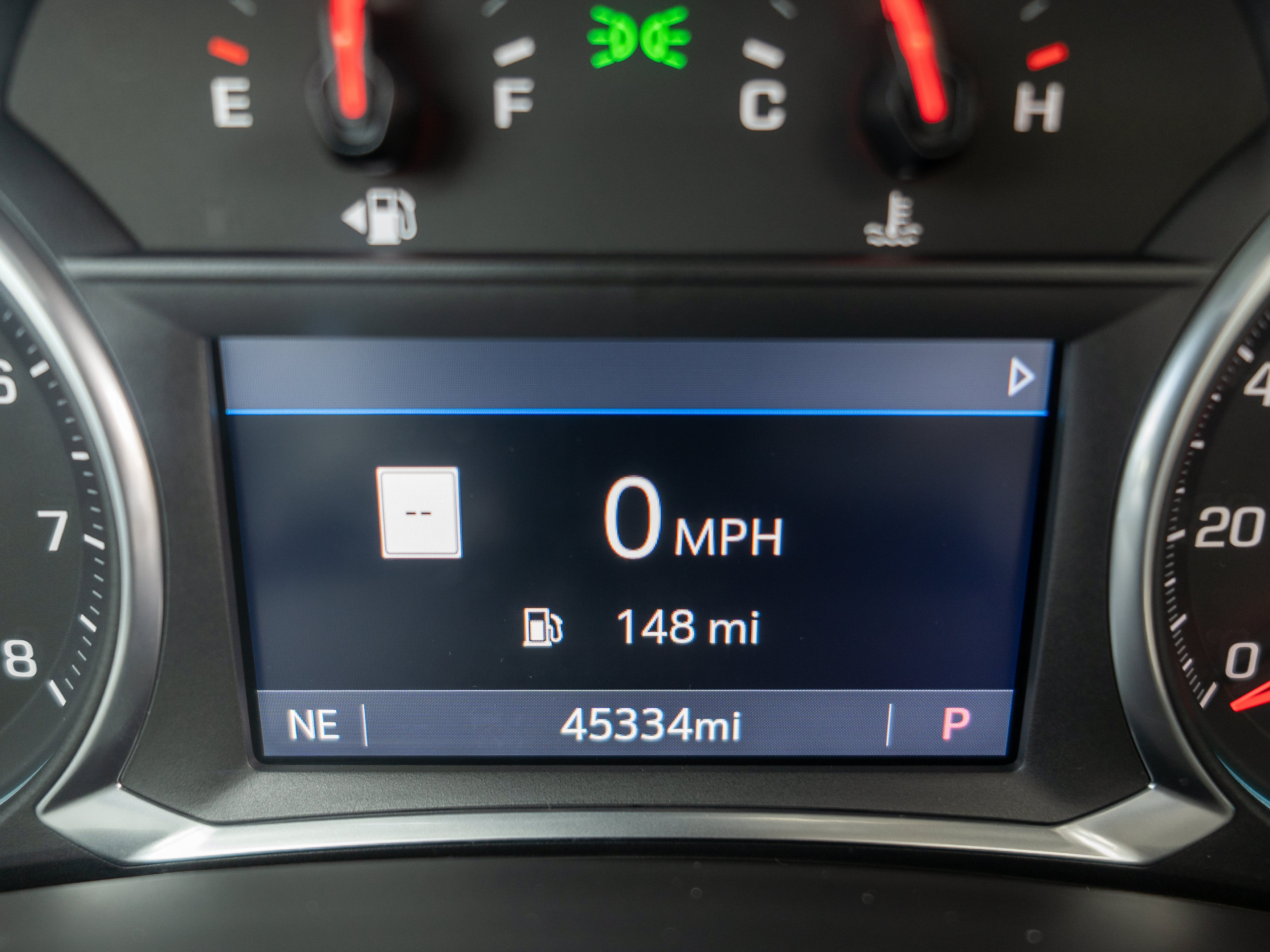Used 2020 Chevrolet Equinox Premier FWD image 22