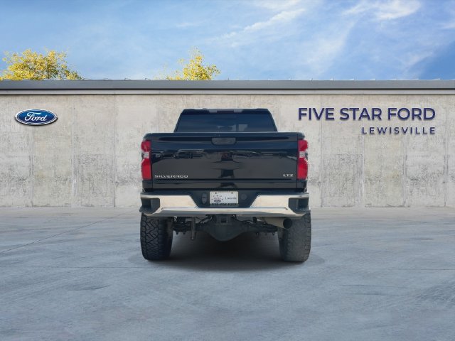 Used 2021 Chevrolet Silverado 2500 LTZ w/ LTZ Convenience Package AWD/4WD image 7