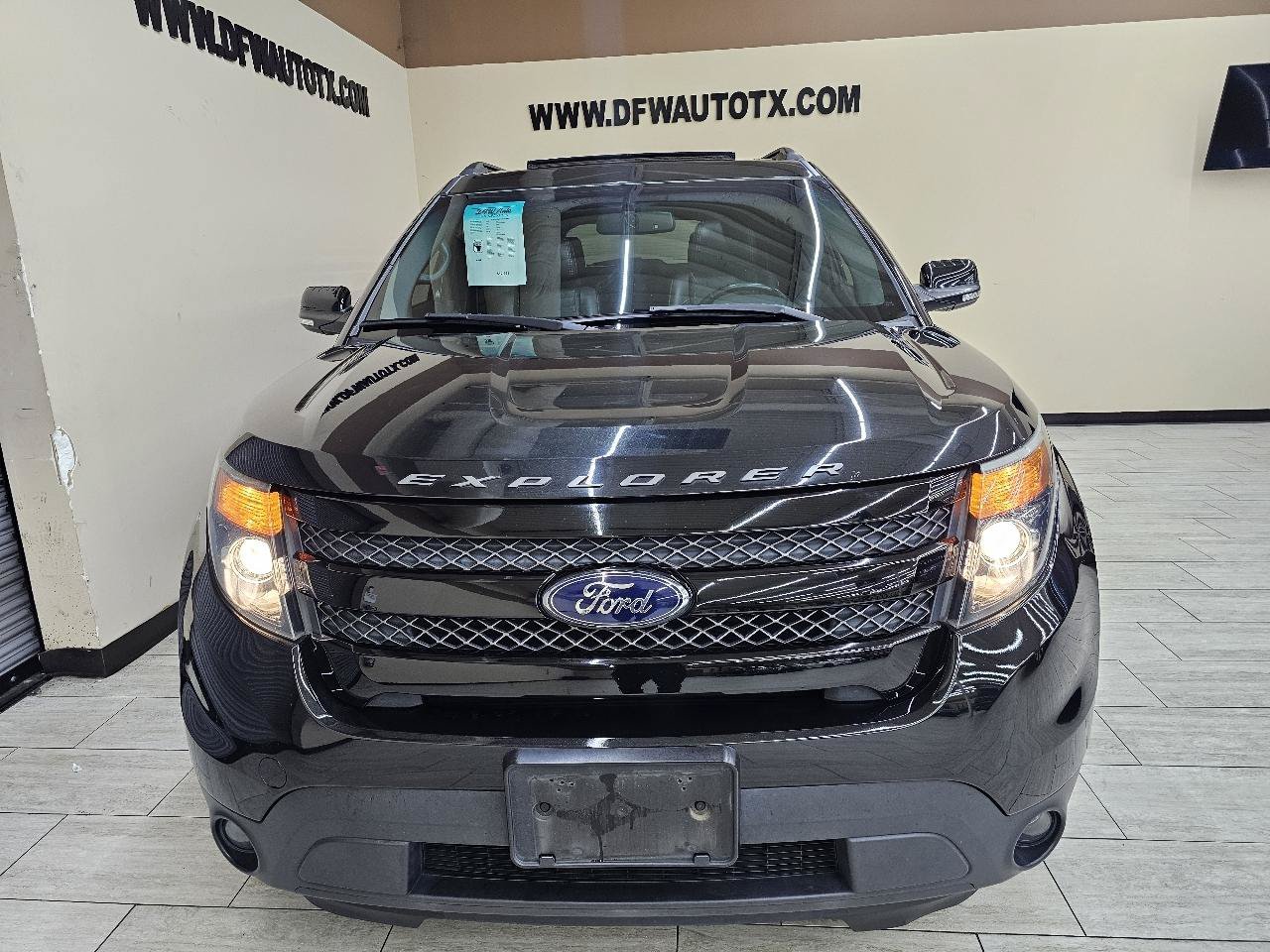 Used 2015 Ford Explorer Sport w/ Equipment Group 401A AWD/4WD image 3