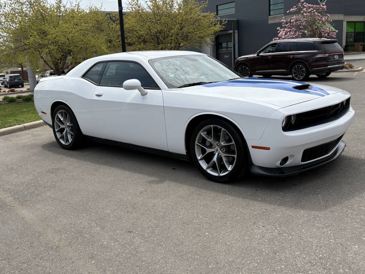 Used 2022 Dodge Challenger GT RWD image 6