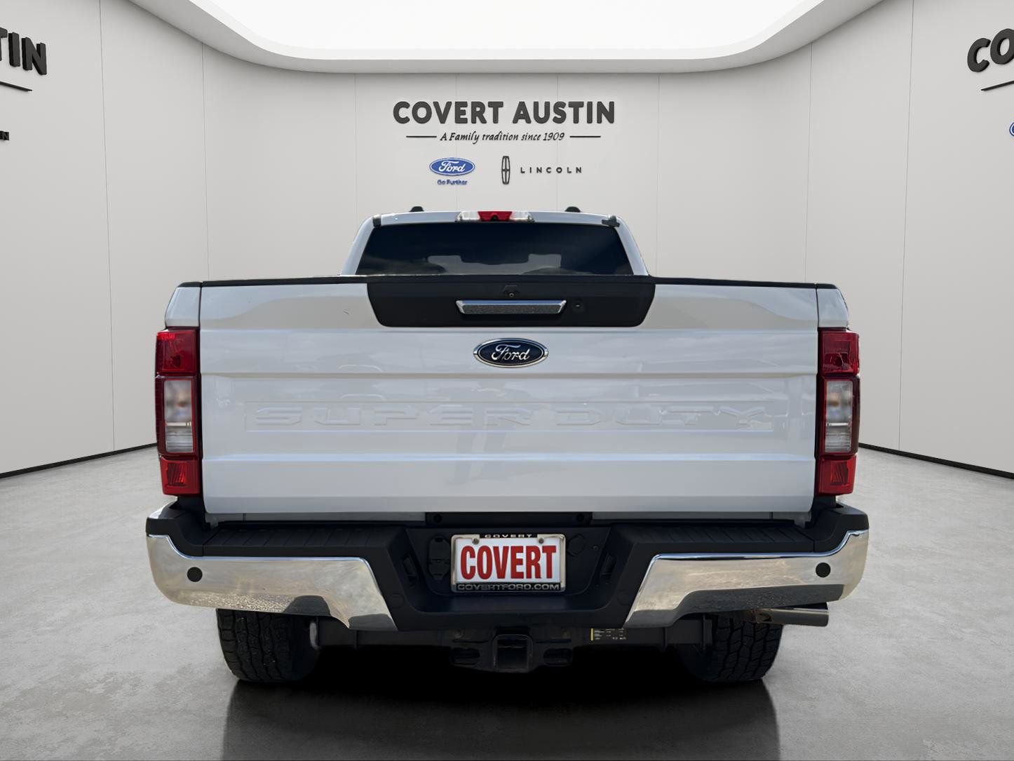 Used 2020 Ford F350 XLT w/ XLT Premium Package image 2