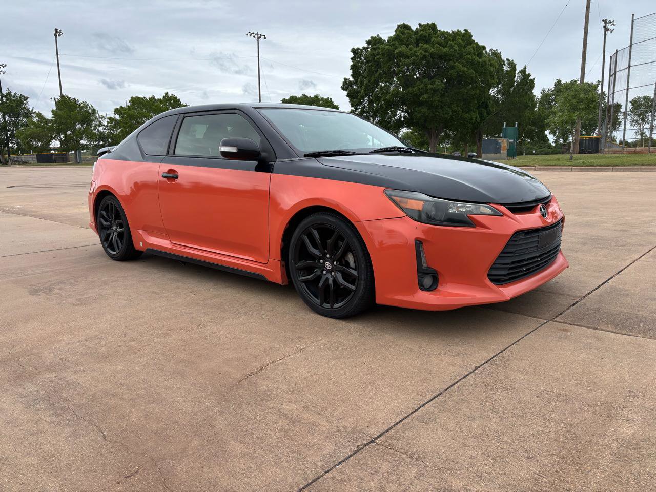 Used 2015 Scion tC FWD image 26