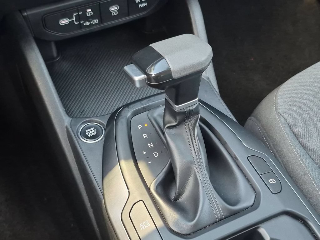 Used 2025 Kia K4 FWD image 20