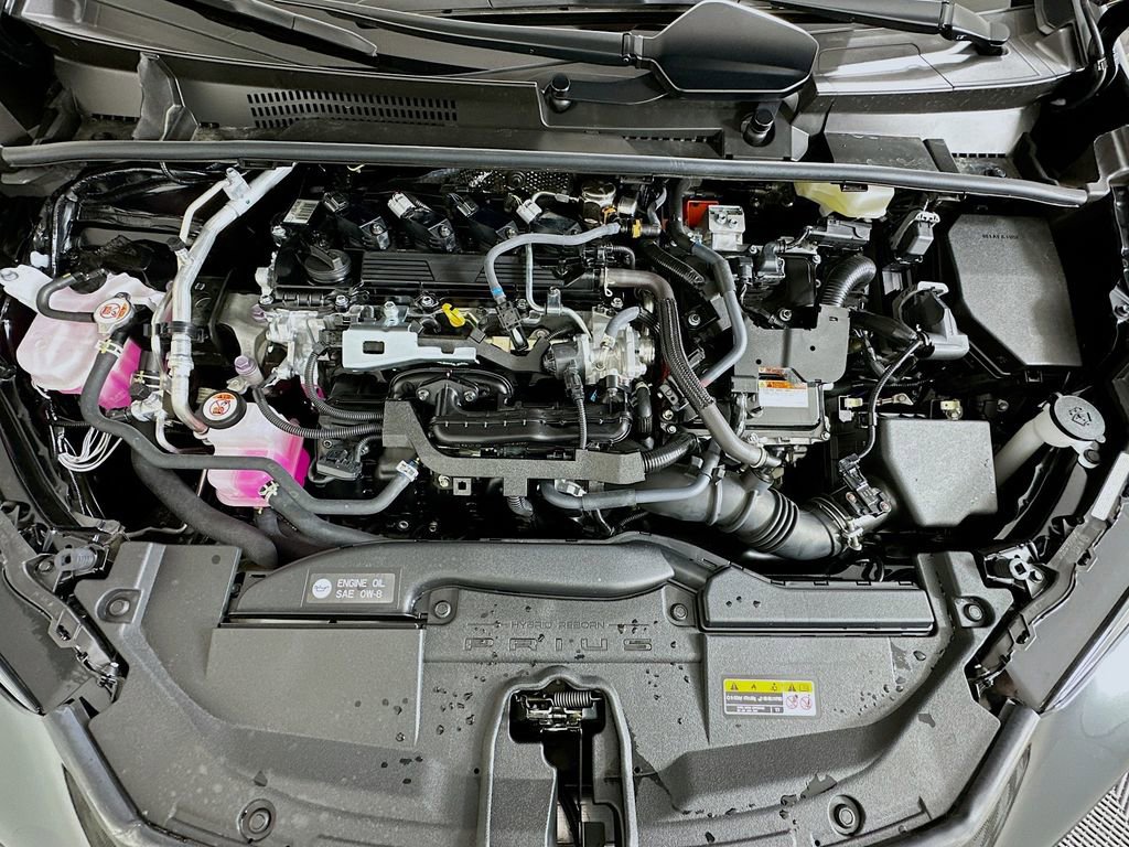 Used 2026 Toyota Prius XLE FWD image 29