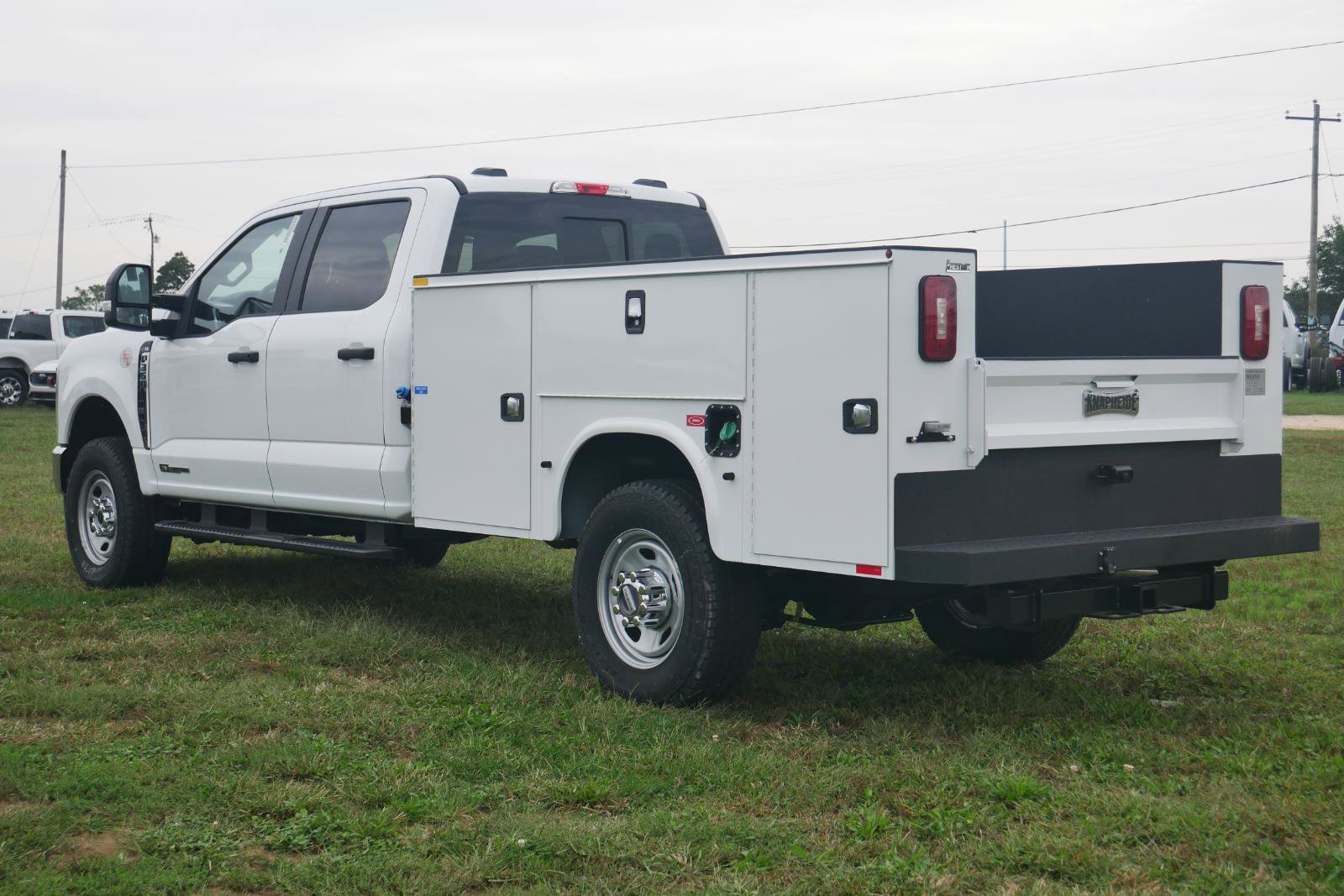 New 2025 Ford F350 XL w/ XL Chrome Package image 10