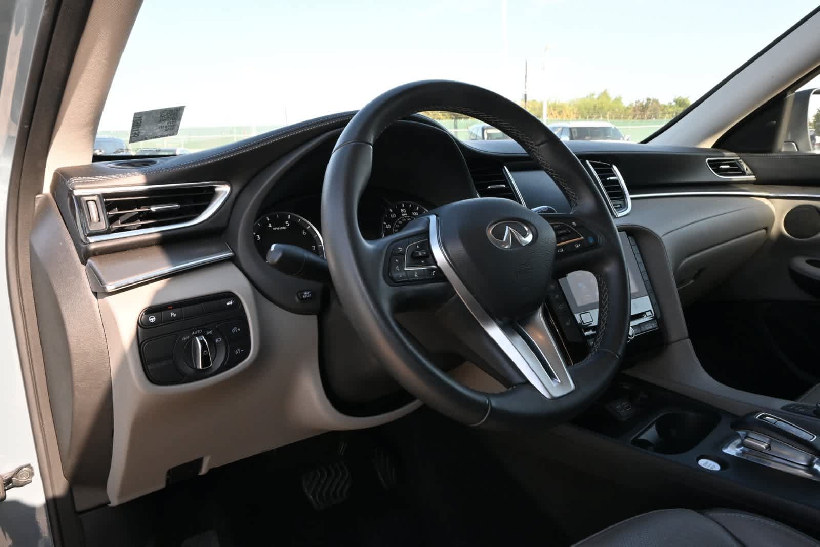 Certified 2023 INFINITI QX50 Luxe FWD image 16