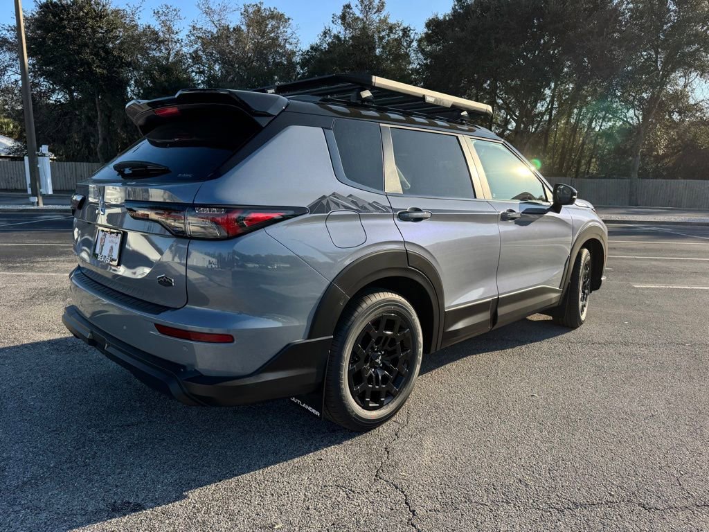New 2026 Mitsubishi Outlander AWD image 8