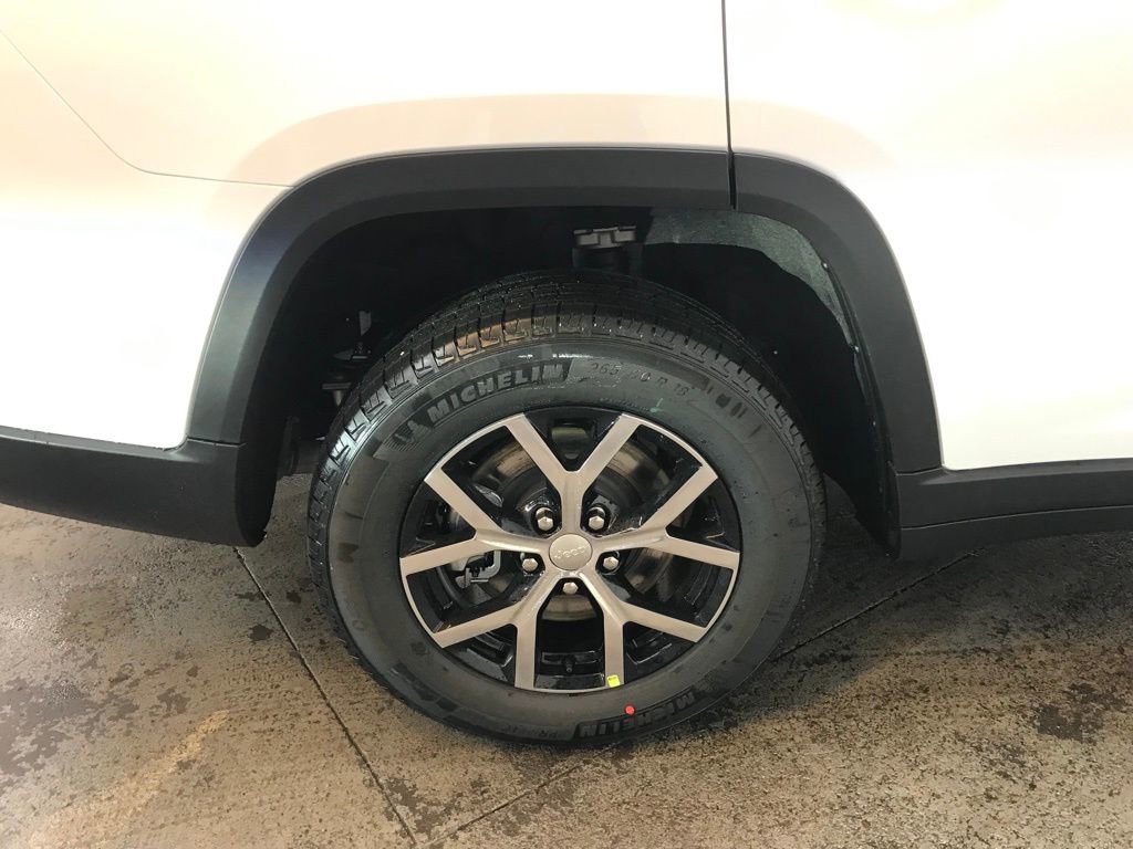 New 2025 Jeep Grand Cherokee L Limited image 52