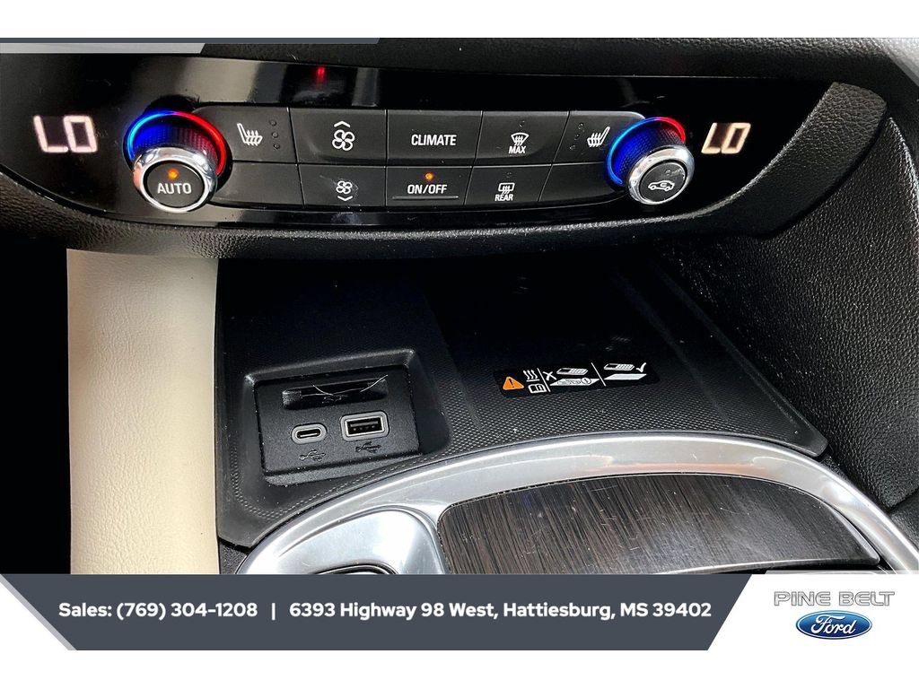 Used 2023 Buick Enclave Essence w/ Experience Buick Package FWD image 24