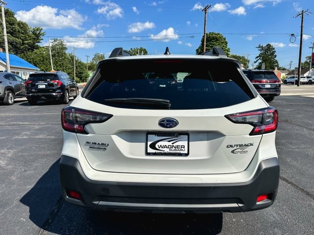 Used 2024 Subaru Outback Premium AWD/4WD image 7