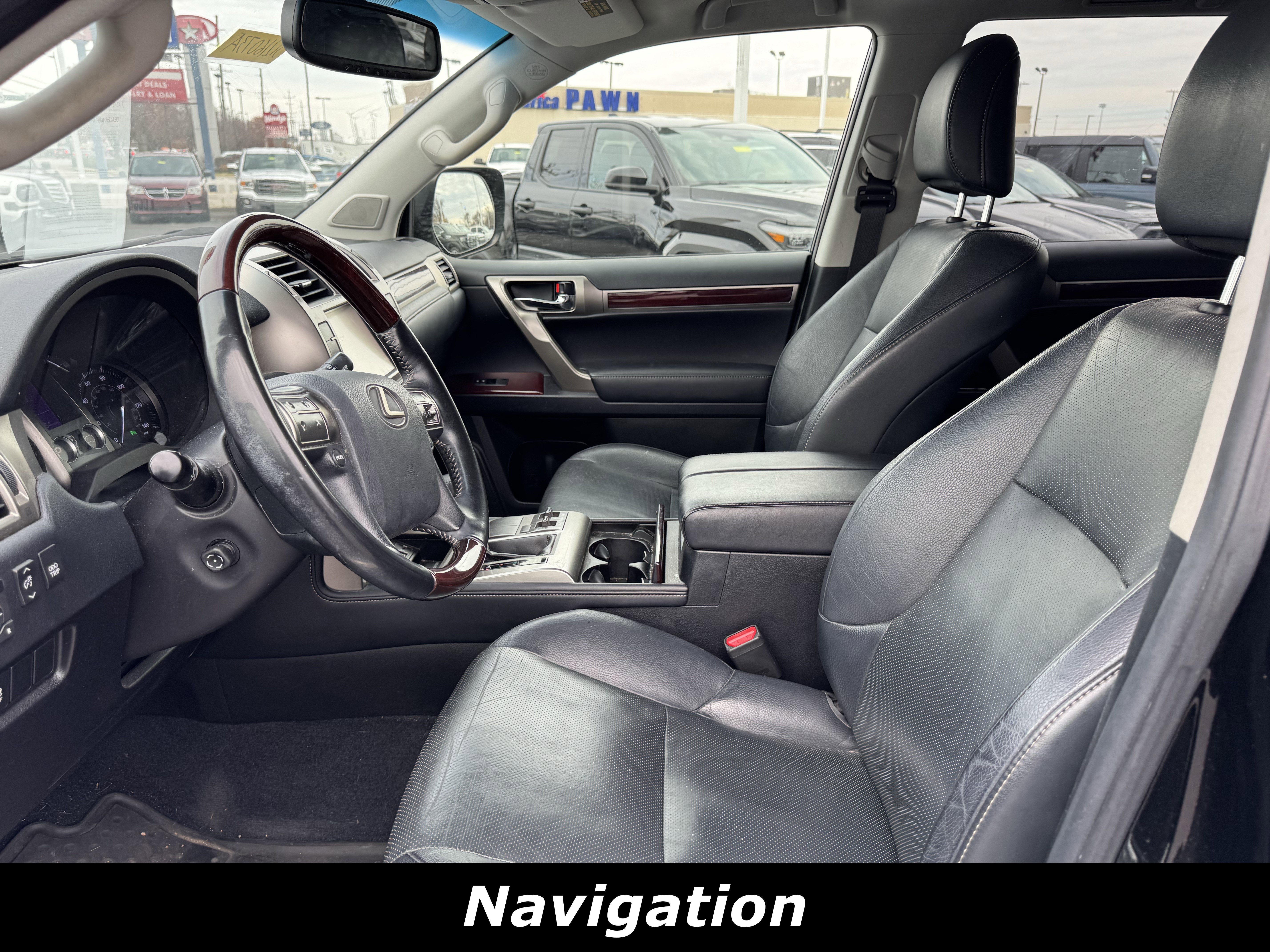Used 2019 Lexus GX 460 image 3
