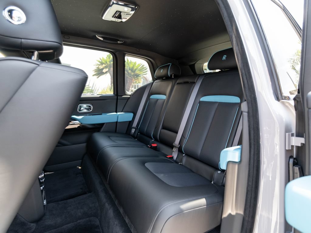 New 2026 Rolls-Royce Cullinan AWD/4WD image 8