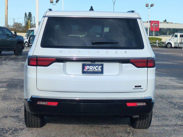 Used 2024 Jeep Wagoneer Series II w/ Flexible Seating Group image 7