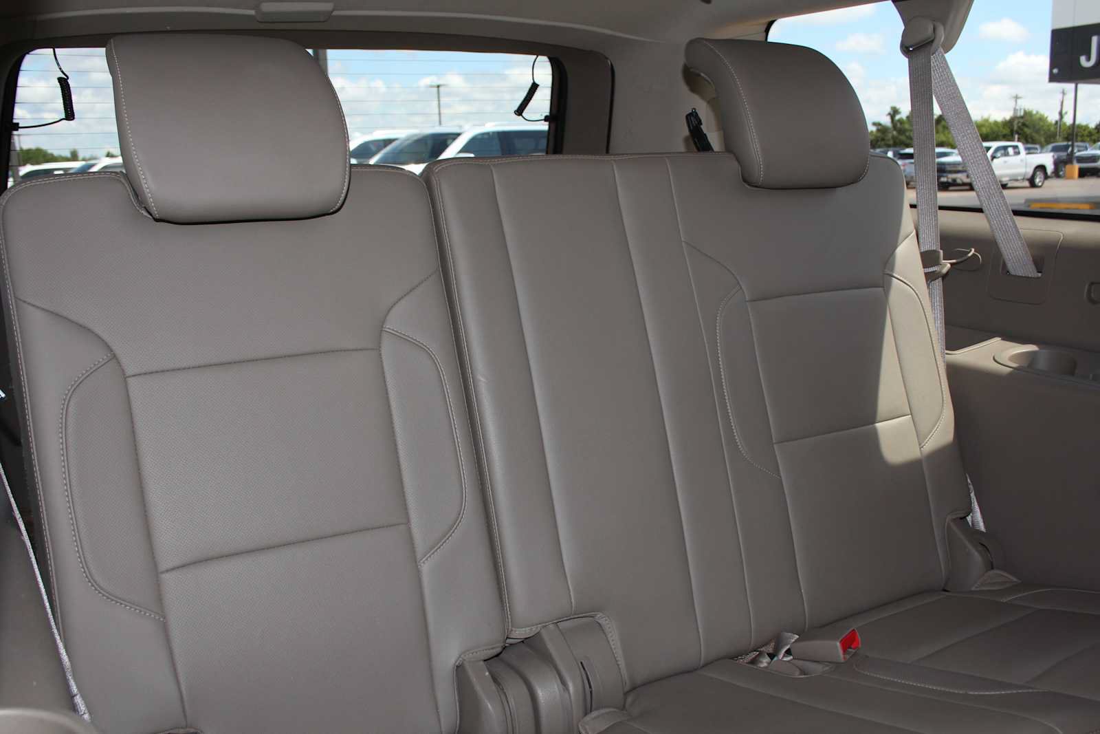 Used 2015 Chevrolet Suburban LTZ AWD/4WD image 22