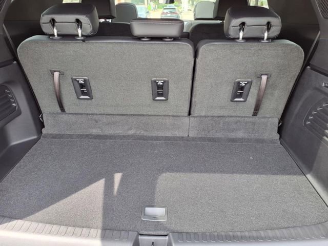 New 2025 Chevrolet Traverse LT w/ Sun and Wheel Package image 27