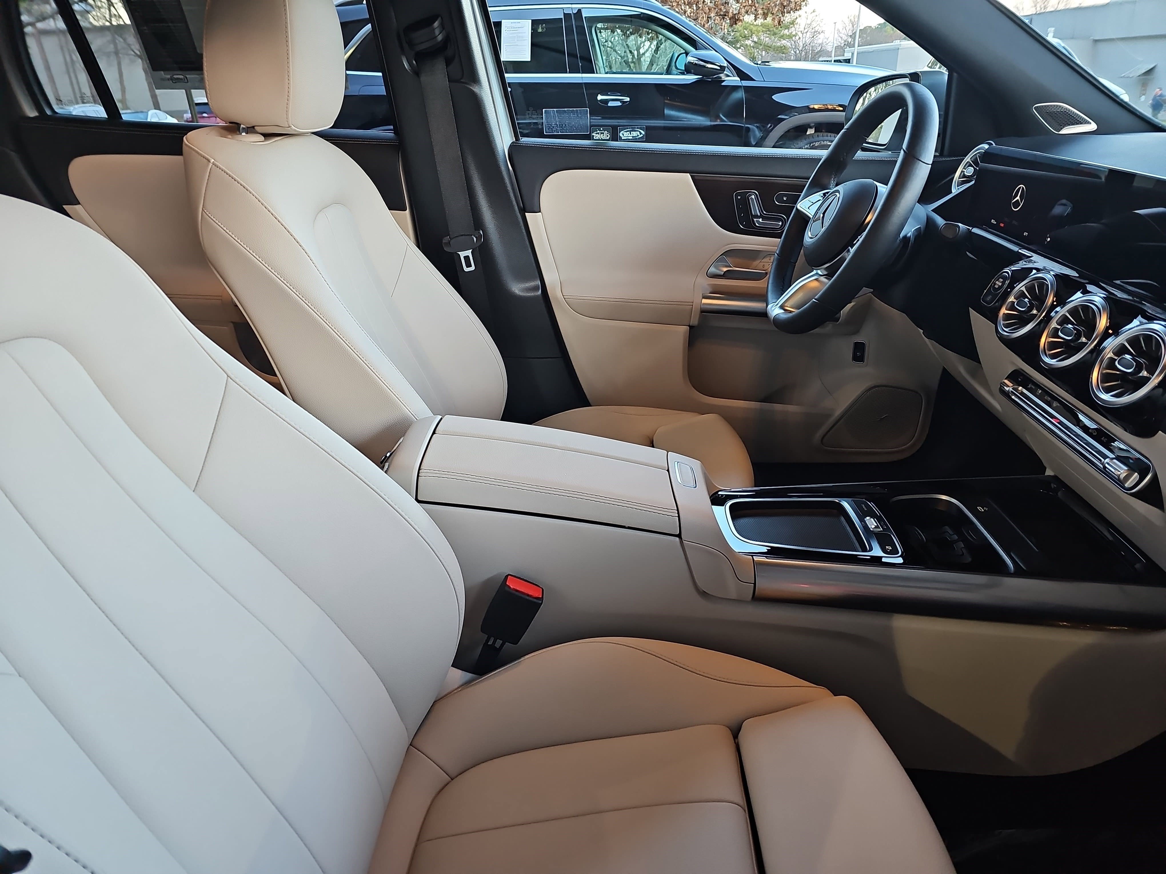 Certified 2024 Mercedes-Benz GLA 250 image 11