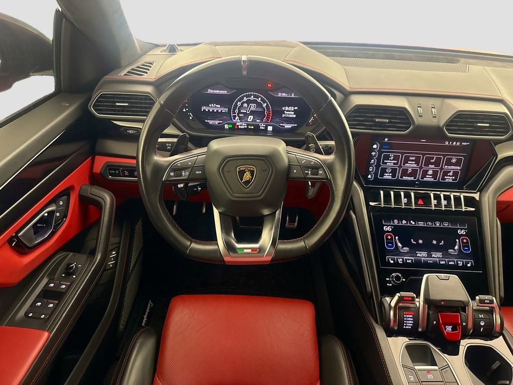 Used 2022 Lamborghini Urus AWD/4WD image 24