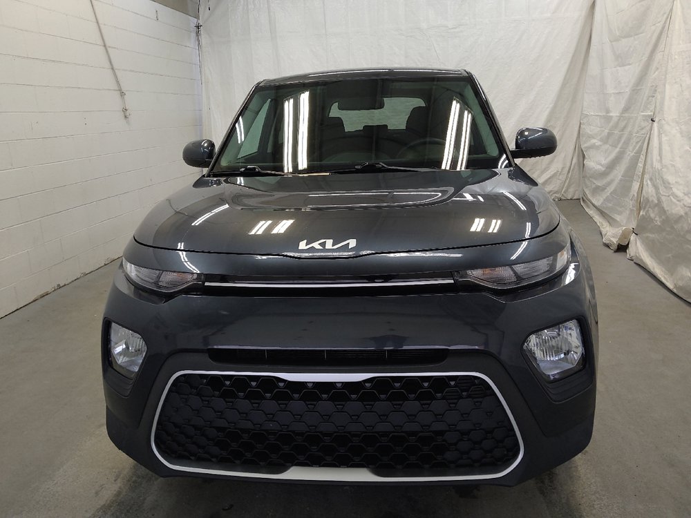 Used 2022 Kia Soul LX image 15