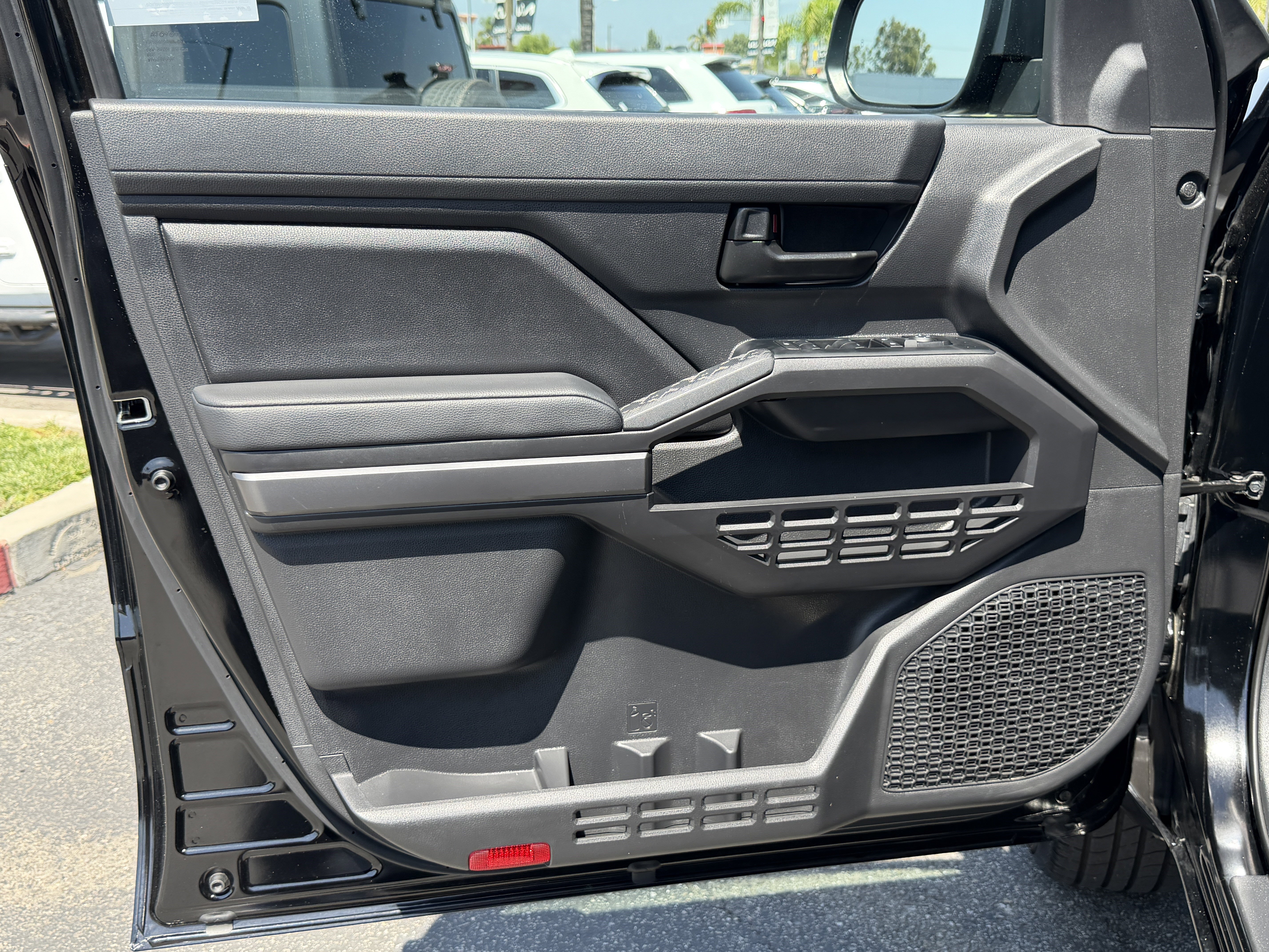 Used 2025 Toyota Tacoma SR5 RWD image 13