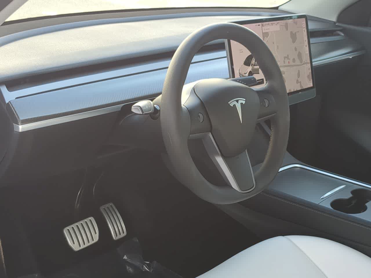 Used 2022 Tesla Model Y Performance AWD/4WD image 10